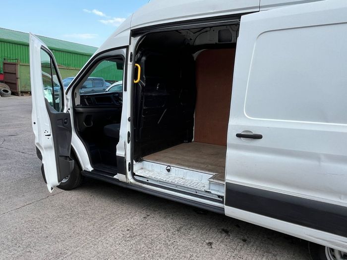 Ford Transit 2022