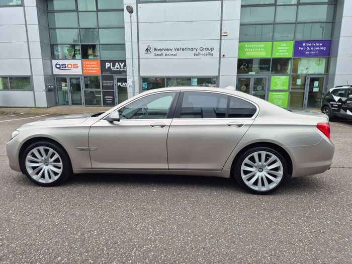BMW 7 Series 2009