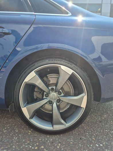 Audi A4 2015