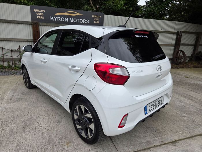 Hyundai i10 2023