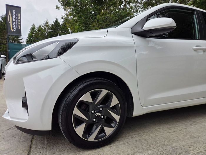 Hyundai i10 2023