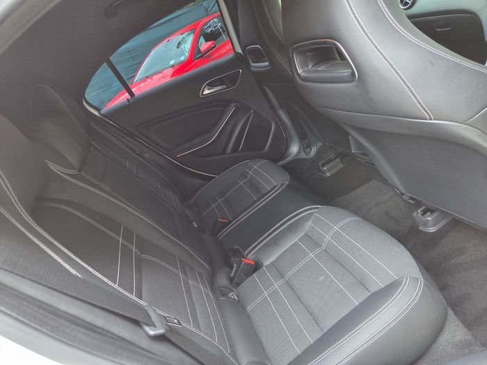 Mercedes-Benz A-Class 2015