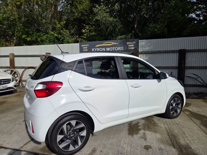 Hyundai i10 2023