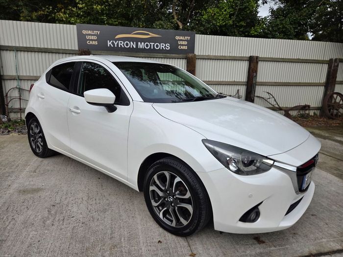 Mazda Demio 2016