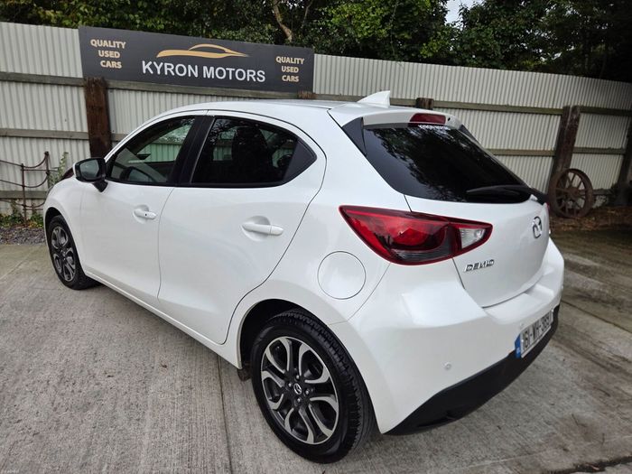 Mazda Demio 2016