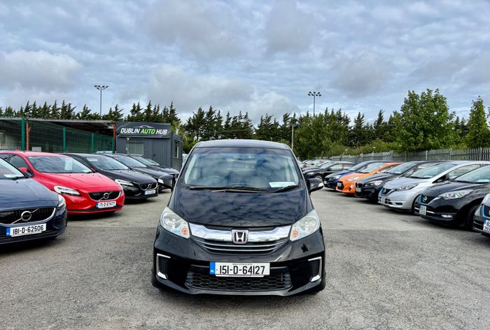 Honda Freed 2015