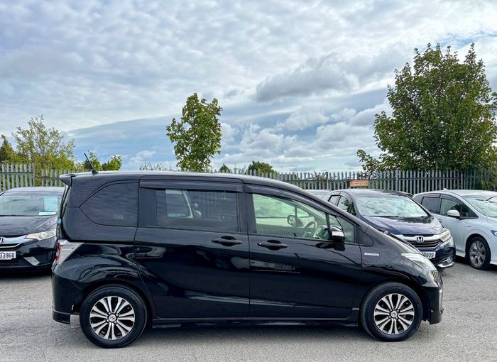 Honda Freed 2015
