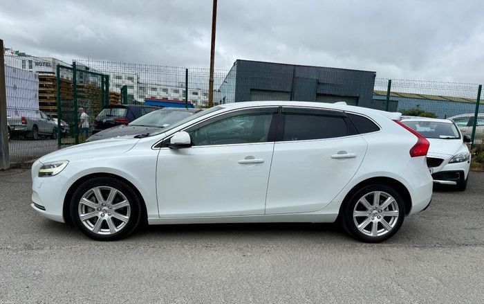 Volvo V40 2018