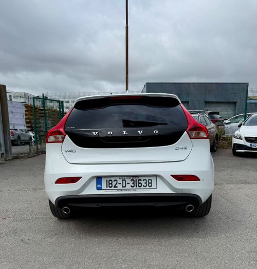 Volvo V40 2018