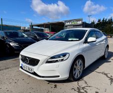 Volvo V40 2018