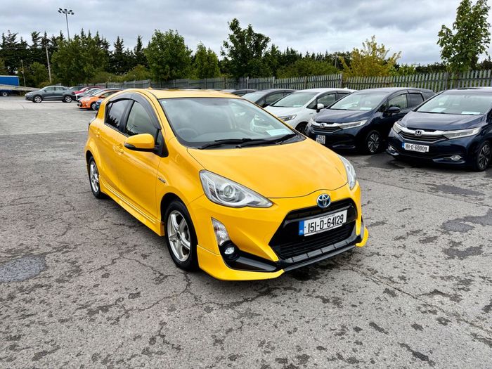 Toyota Aqua 2015