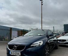 Volvo V40 2018
