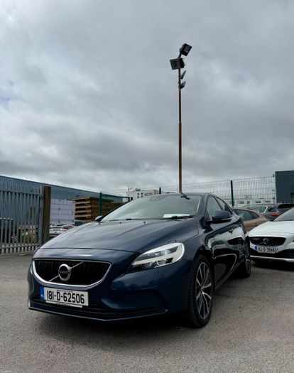 Volvo V40 2018