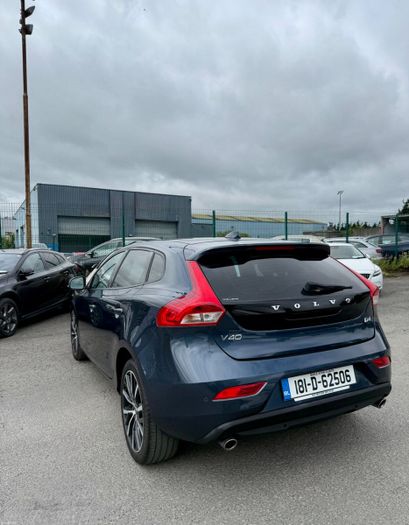 Volvo V40 2018