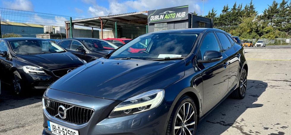 Volvo V40 2018