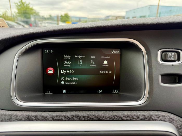 Volvo V40 2015