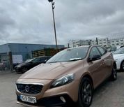 Volvo V40 2015