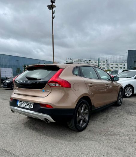 Volvo V40 2015