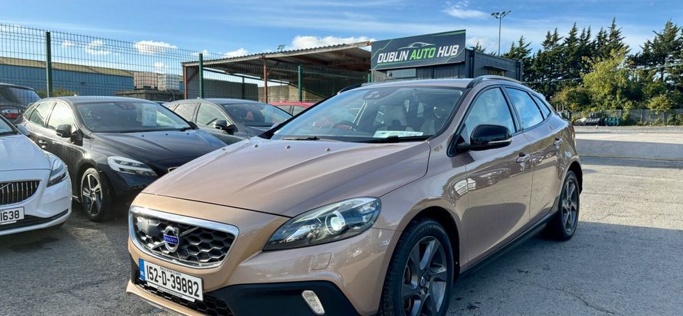 Volvo V40 2015