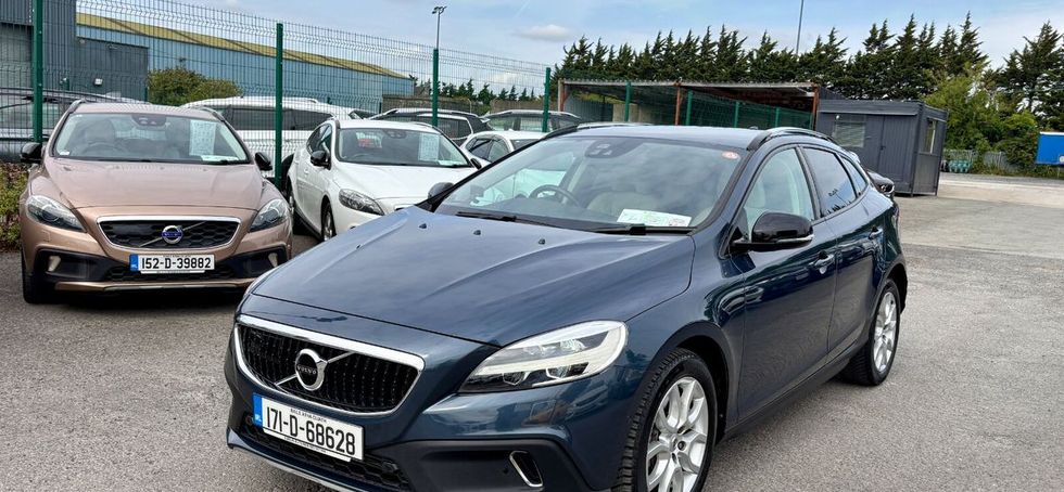 Volvo V40 2017