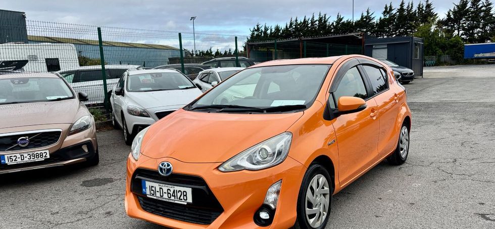 Toyota Aqua 2015