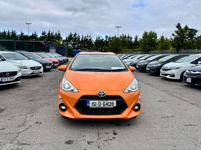 Toyota Aqua 2015