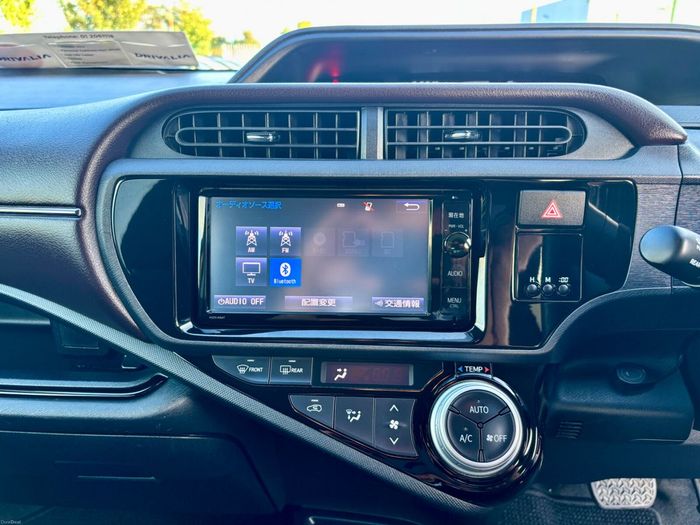 Toyota Aqua 2015