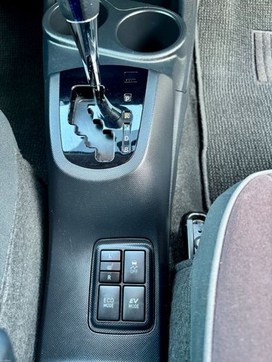 Toyota Aqua 2015