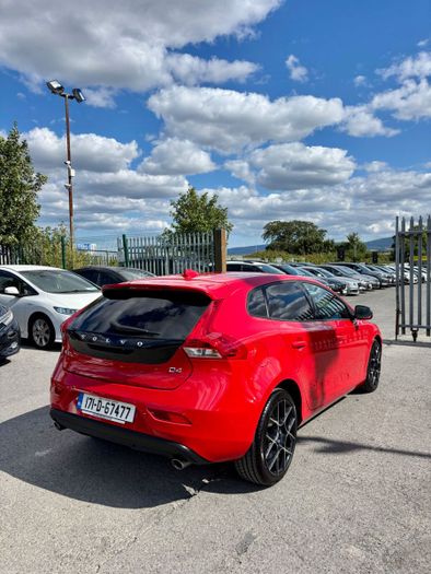 Volvo V40 2017