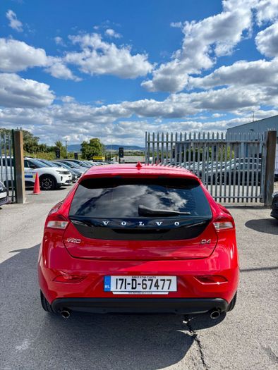 Volvo V40 2017