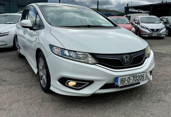 Honda Jade 2016