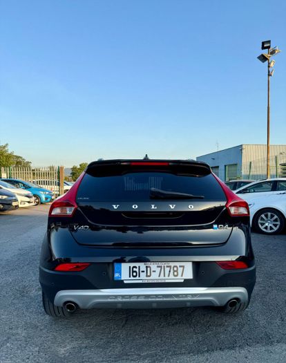Volvo V40 2016