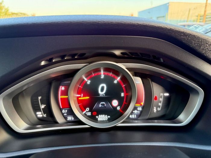 Volvo V40 2016
