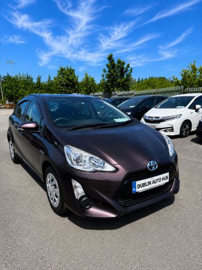 Toyota Aqua 2015