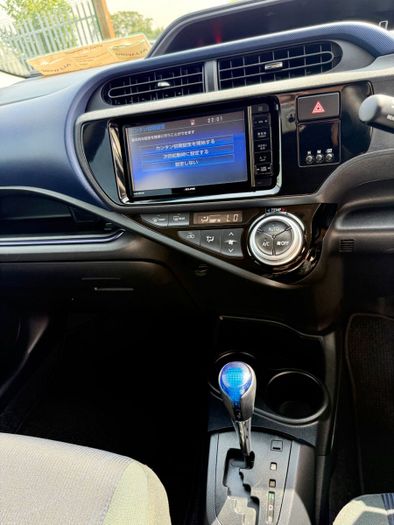 Toyota Aqua 2015