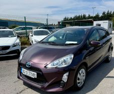 Toyota Aqua 2015