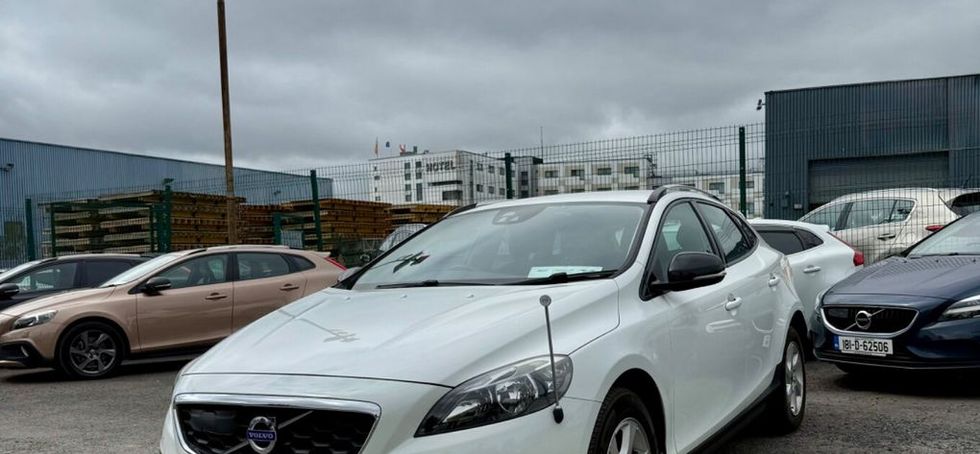 Volvo V40 2015