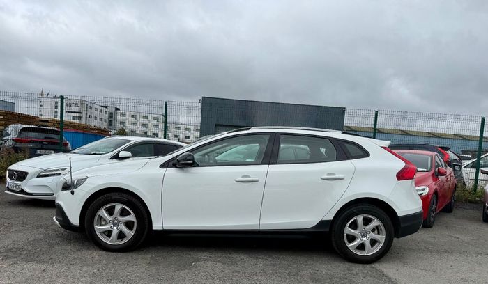 Volvo V40 2015