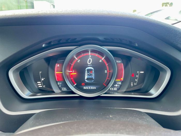 Volvo V40 2015