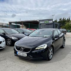 Volvo V40 2018