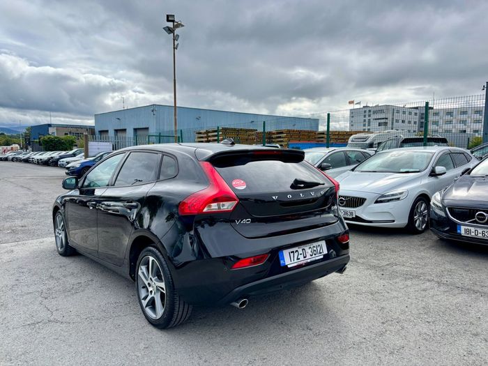 Volvo V40 2017