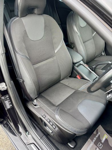 Volvo V40 2017