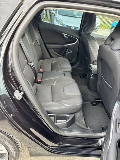 Volvo V40 2017
