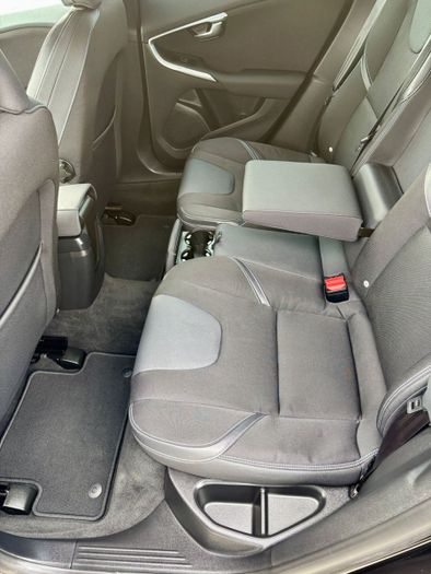 Volvo V40 2017
