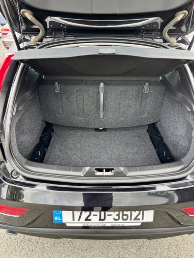 Volvo V40 2017