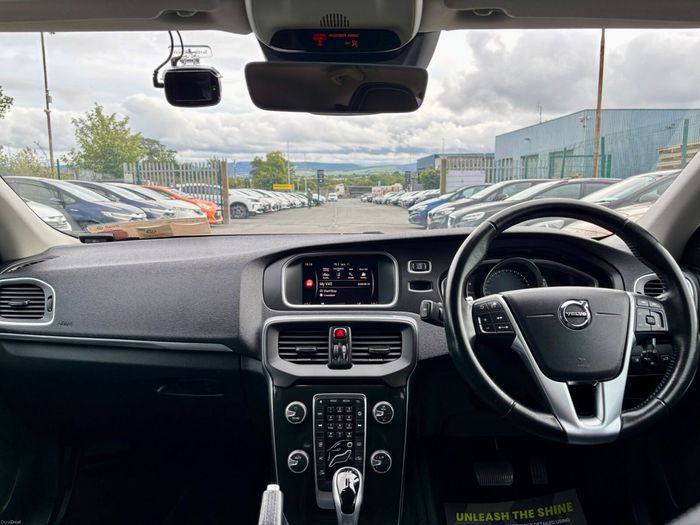 Volvo V40 2017