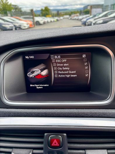 Volvo V40 2017