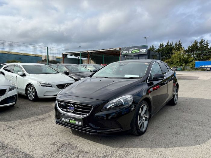 Volvo V40 2015