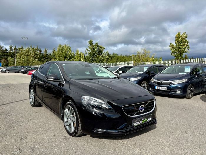 Volvo V40 2015