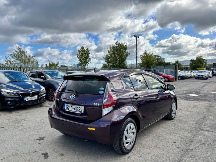 Toyota Aqua 2016